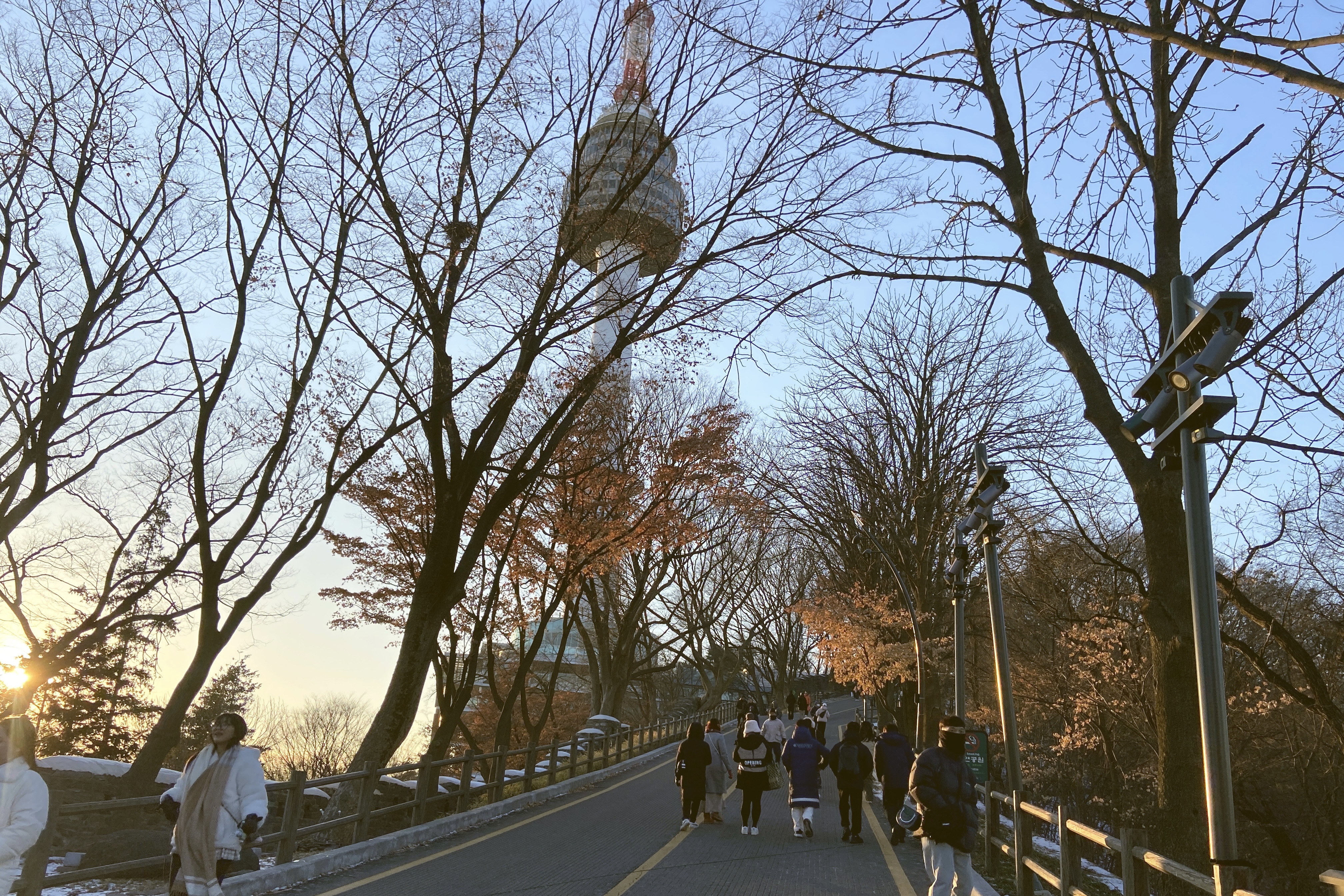 Tháp Namsan được coi là biểu tượng của thủ đô Seoul, Hàn Quốc. Ảnh: Phương Anh 